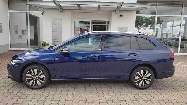 Gebraucht VW Golf VIII Move 131 PS (96 kW) 2024 Blau Kombi