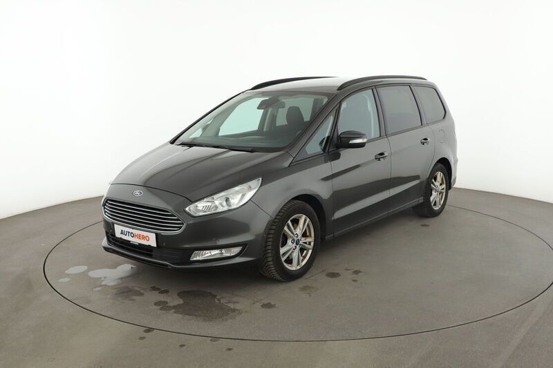 Grau Gebraucht 2018 Ford Galaxy Business Edition Van / Kleinbus | 17.770 € (Guter Preis) - Bild 1/4