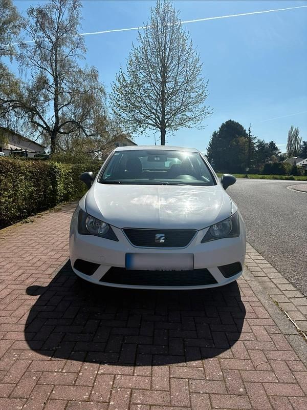 Gebraucht Seat Ibiza 70 PS (51 kW) 2012 Weiß Kleinwagen