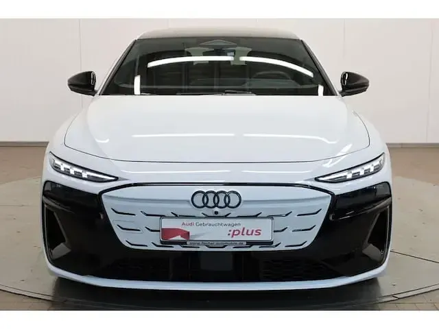 Gebraucht Audi S6 e-tron Ambiente 369 kW (503 PS) 2025 Gletscherweiß metallic Limousine