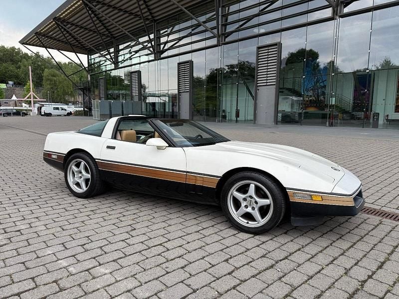 Weiß Gebraucht 1986 Chevrolet Corvette C4 Coupé | 11.500 € - Bild 1/4