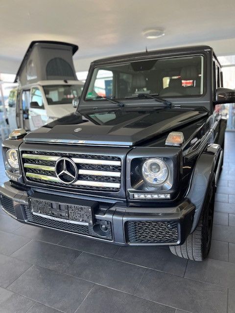 Grau tenoritgrau metallic metallic Gebraucht 2017 Mercedes G350 SUV | 66.900 € (Fairer Preis) - Bild 1/4