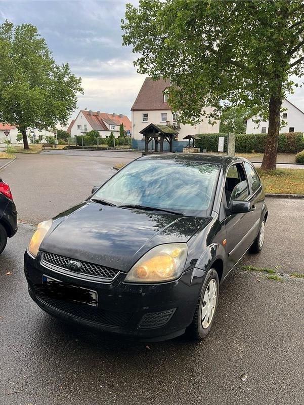Schwarz Gebraucht 2008 Ford Fiesta Kleinwagen | 700 € (Superpreis) - Bild 1/4