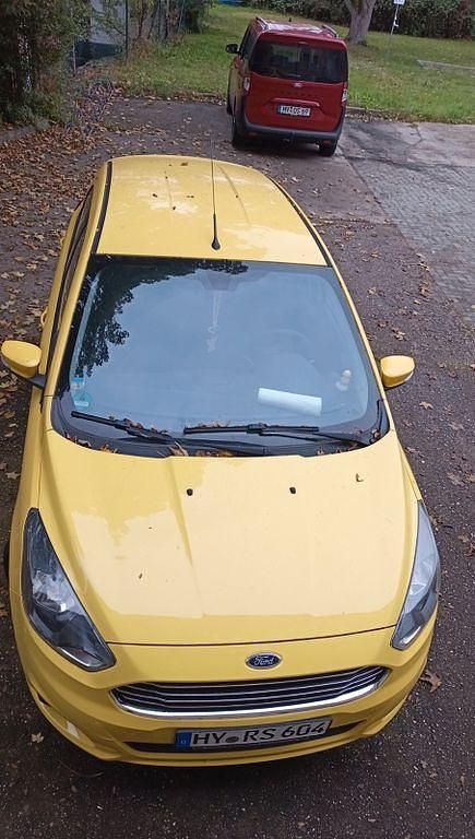 Gebraucht Ford Ka 71 PS (52 kW) 2017 Gelb Limousine