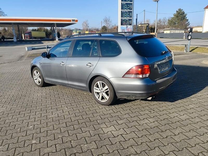 Gebraucht VW Golf VII Match 122 PS (89 kW) 2012 Grau Kombi