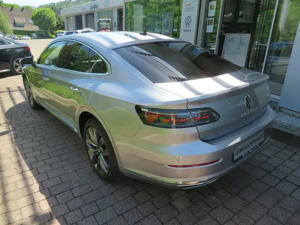 Gebraucht VW Arteon Elegance 218 PS (160 kW) 2021 Silber Limousine