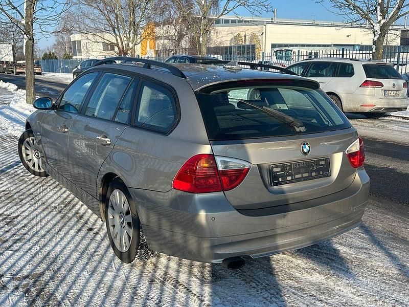 Gebraucht BMW 320 Sport Line 177 PS (130 kW) 2008 Beige Kombi