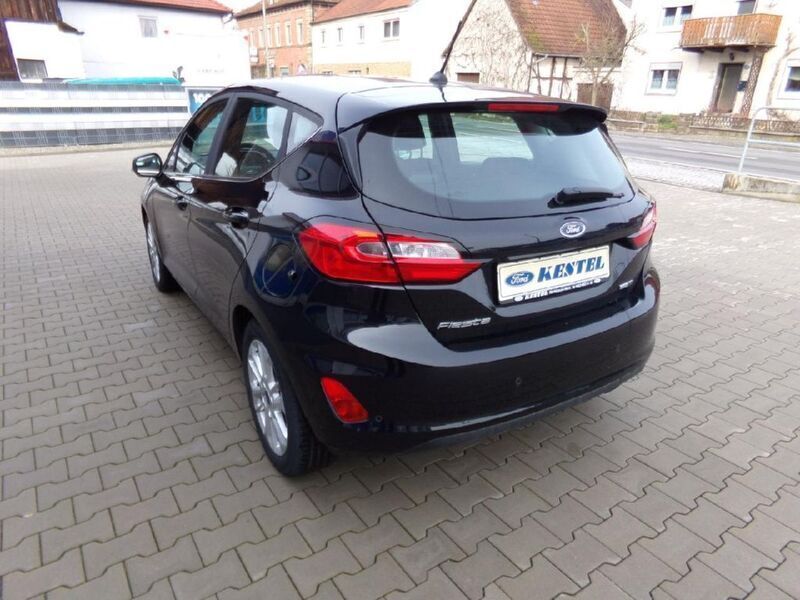 Gebraucht Ford Fiesta Titanium 125 PS (91 kW) 2022 Obsidianschwarz metallic (metallic) Kleinwagen