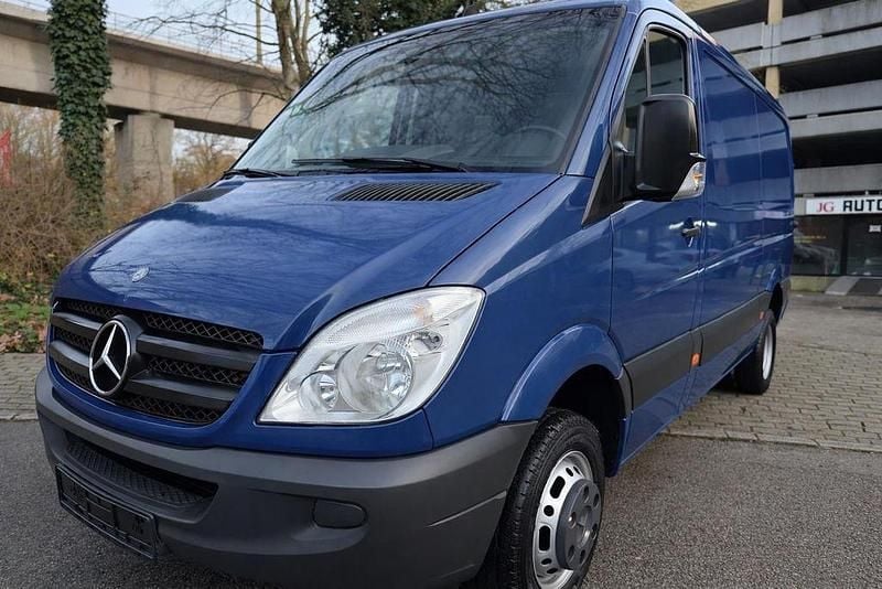 Gebraucht Mercedes Sprinter 129 PS (94 kW) 2010 Blau Van
