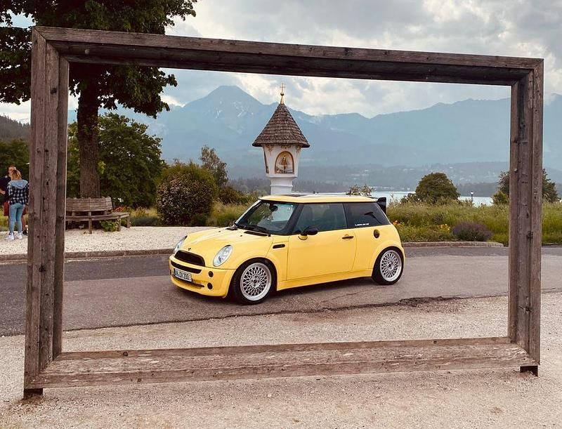 Usado Mini ONE 90 HP (66 kW) 2005 Amarelo Citadino