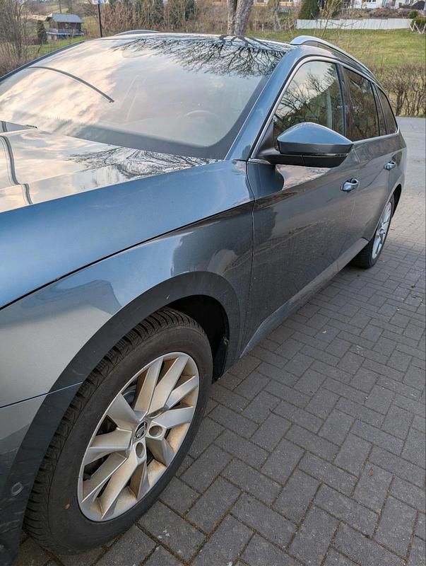 Gebraucht Skoda Superb Style 150 PS (110 kW) 2018 Kombi