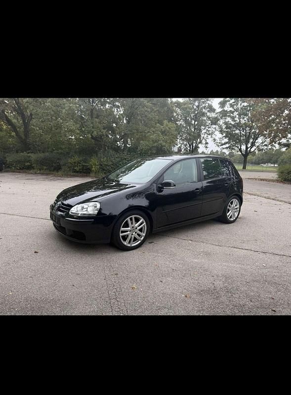 Gebraucht VW Golf V 102 PS (75 kW) 2007 Schwarz Kleinwagen