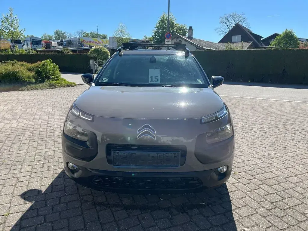 Gebraucht Citroën C4 Cactus Shine 92 PS (67 kW) 2014 Braun Kleinwagen