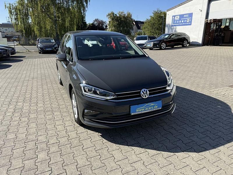 Gebraucht VW Golf Sportsvan Highline 150 PS (110 kW) 2020 Uranograu/cinza urano Van / Kleinbus