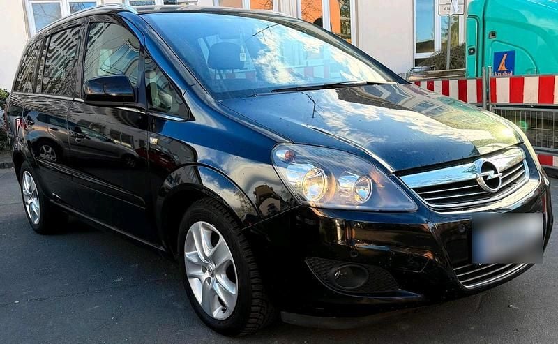Gebraucht Opel Zafira 120 PS (88 kW) 2012 Schwarz Van / Kleinbus