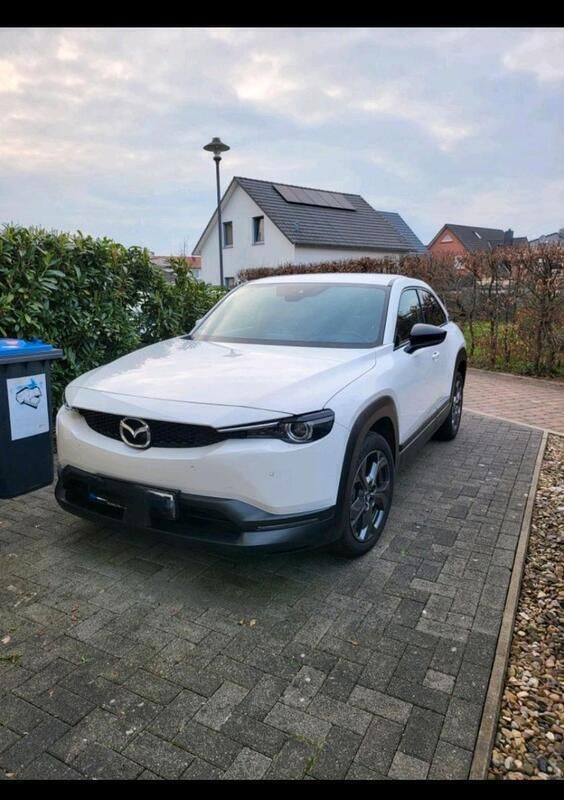 Weiß Gebraucht 2020 Mazda MX30 Ad'Vantage SUV | 13.000 € (Superpreis) - Bild 1/4