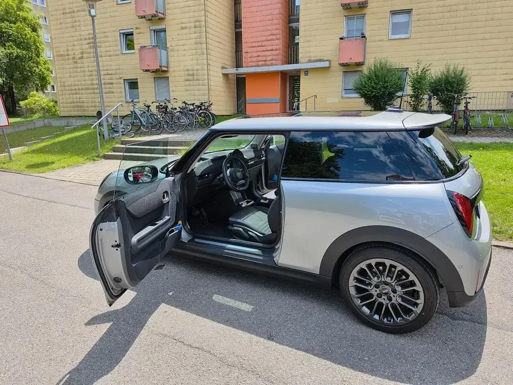 Gebraucht Mini Cooper S 204 PS (150 kW) 2024 Grau Kleinwagen