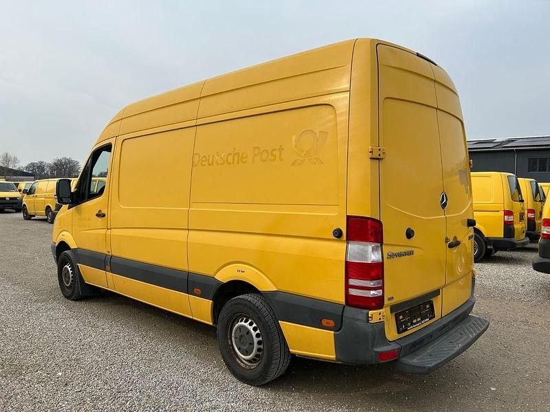 Gebraucht Mercedes Sprinter 95 PS (69 kW) 2011 Gelb Van
