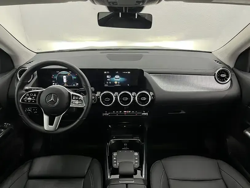 Gebraucht Mercedes GLA220 Progressive 258 PS (189 kW) 2021 Silber SUV