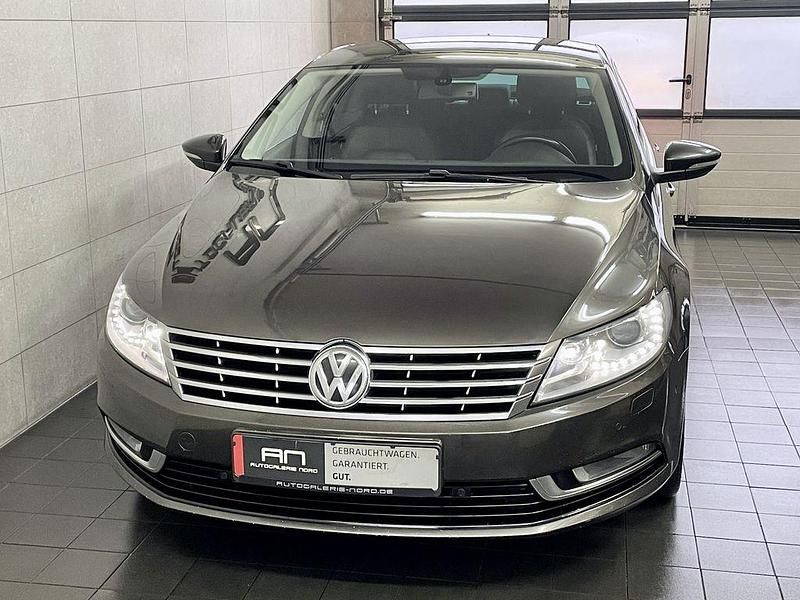 Usata VW CC 140 CV (102 kW) 2012 Marrone Berlina