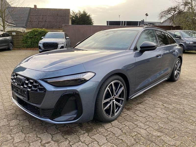 Gebraucht Audi A5 S-Line 204 PS (150 kW) 2024 Blau Limousine