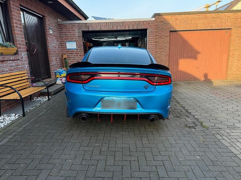 Gebraucht Dodge Charger 375 PS (275 kW) 2015 Blau Limousine