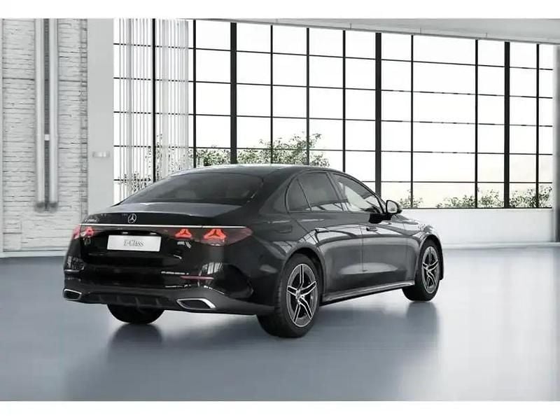 Gebraucht Mercedes E200 AMG 163 PS (119 kW) 2025 Metalliclack obsidianschwarz Limousine