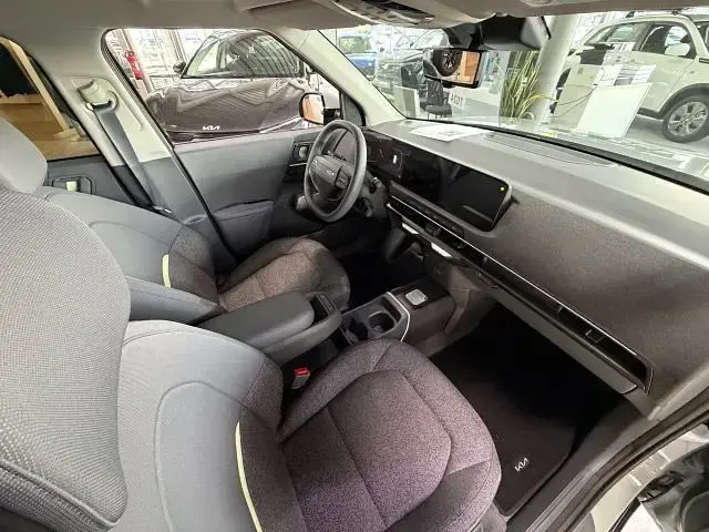 Neu Kia EV2 Earth 108 kW (147 PS) 2026 Grau SUV