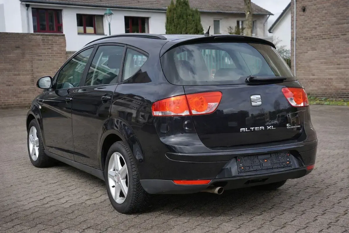 Gebraucht Seat Altea XL Ecomotive 105 PS (77 kW) 2012 Schwarz Van / Kleinbus