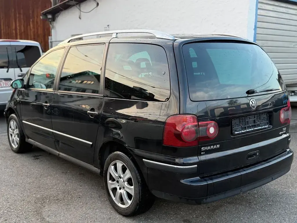 Gebraucht VW Sharan Highline 116 PS (85 kW) 2007 Schwarz Van / Kleinbus