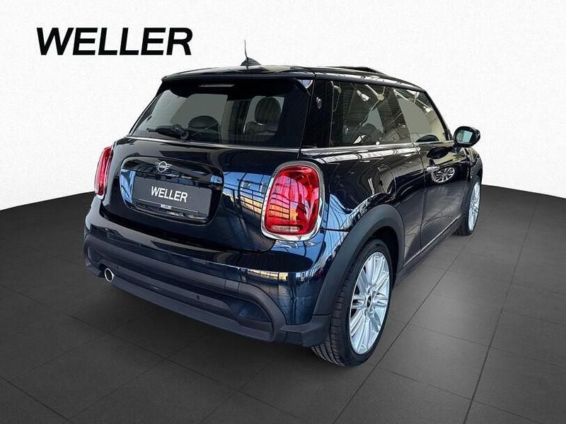 Gebraucht Mini Cooper 136 PS (100 kW) 2023 Enigmatic black (schwarz) Kleinwagen