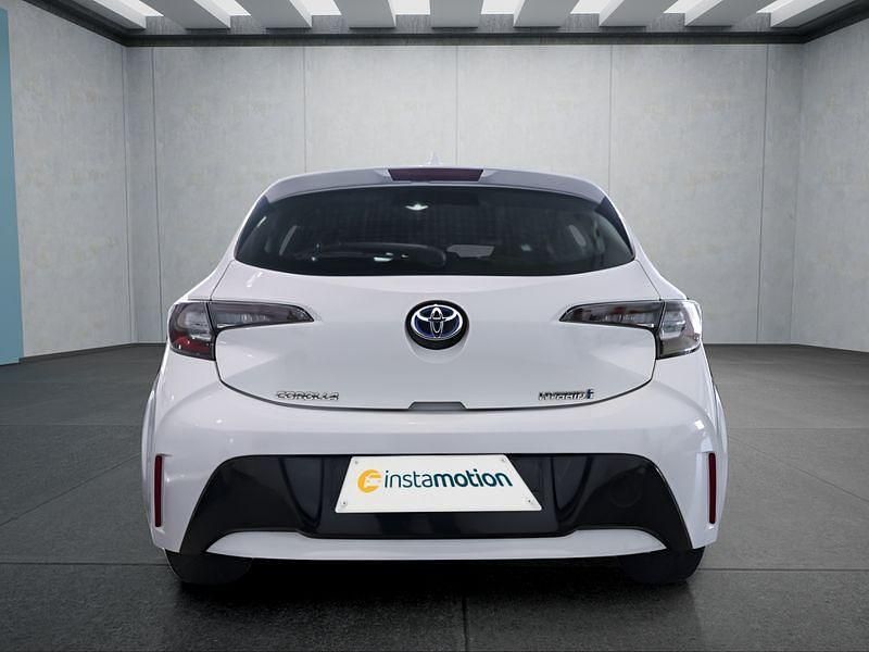 Gebraucht Toyota Corolla Hybrid 122 PS (89 kW) 2021 Weiß Limousine