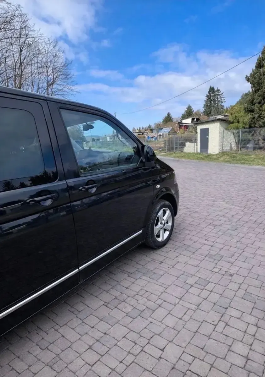 Gebraucht VW Multivan Highline 179 PS (131 kW) 2010 Schwarz Van / Kleinbus