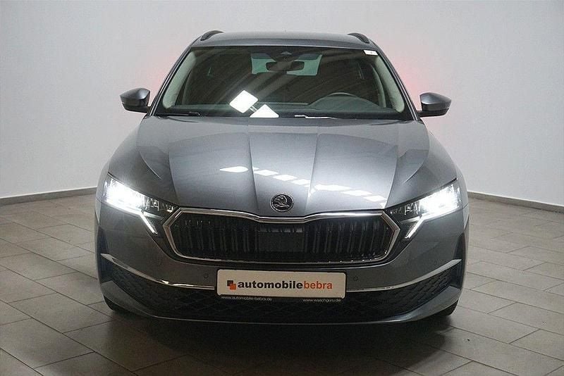Gebraucht Skoda Octavia Selection 150 PS (110 kW) 2024 Grau Limousine
