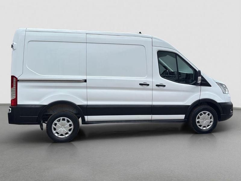Gebraucht Ford Transit 131 PS (96 kW) 2021 Weiß Van / Kleinbus