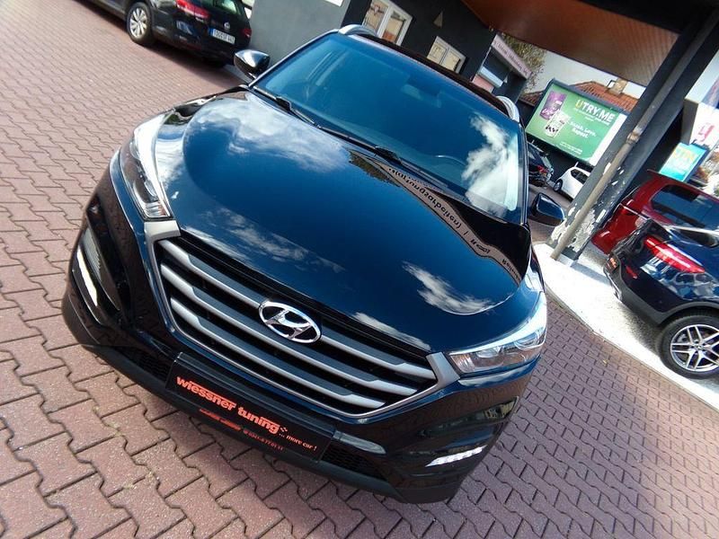 Phantom black Gebraucht 2017 Hyundai Tucson Classic SUV | 13.931 € (Fairer Preis) - Bild 1/4