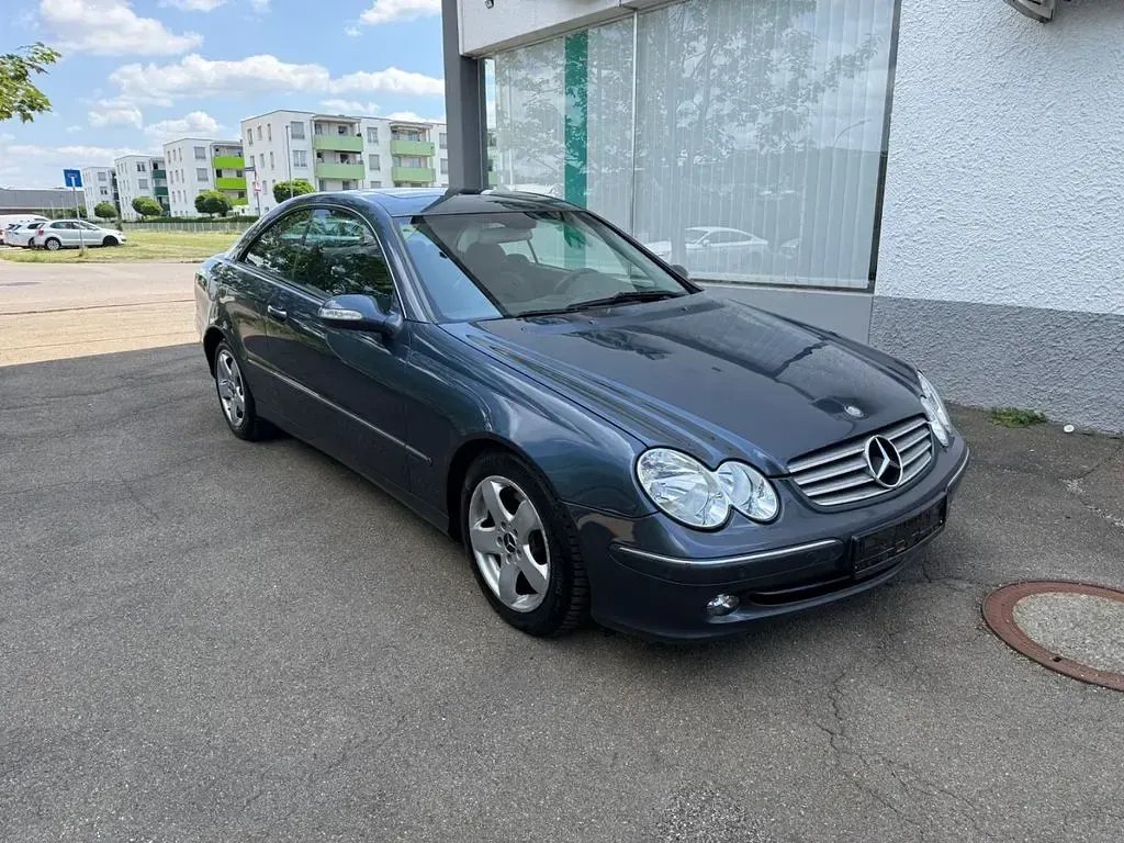 Gebraucht Mercedes CLK240 Elegance 170 PS (125 kW) 2004 Blau