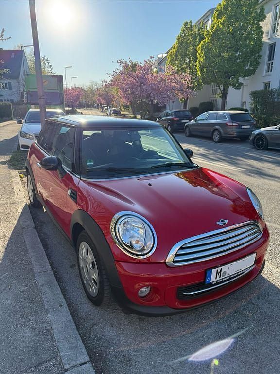 Second-hand Mini Cooper 122 CP (89 kW) 2011 Roșu Hatchback