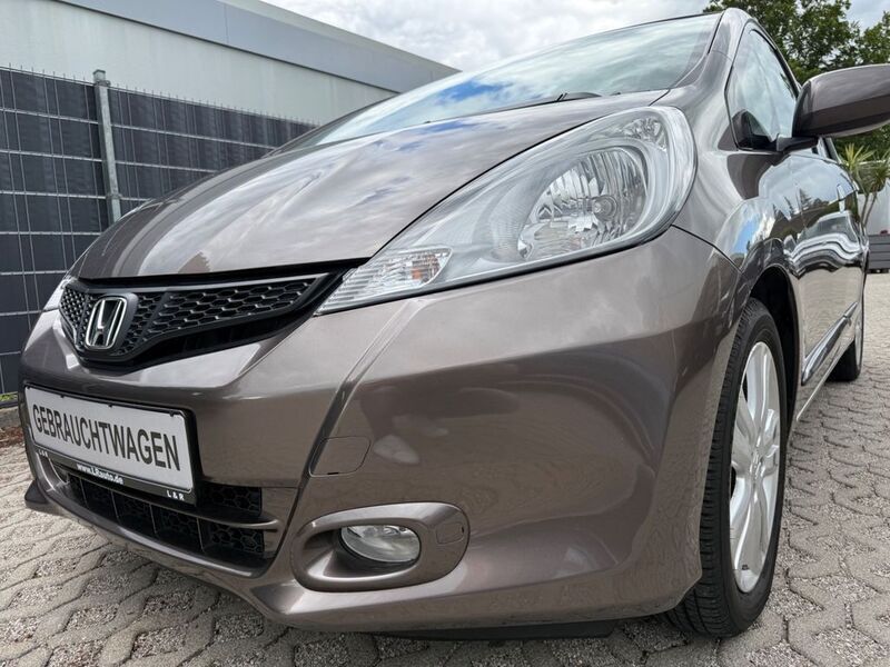 Braun Gebraucht 2015 Honda Jazz Exclusive Kleinwagen | 11.400 € (Fairer Preis) - Bild 1/4