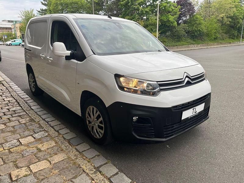 Gebraucht 2018 Citroën Berlingo Van / Kleinbus | 7.900 € (Teuer) - Bild 1/4