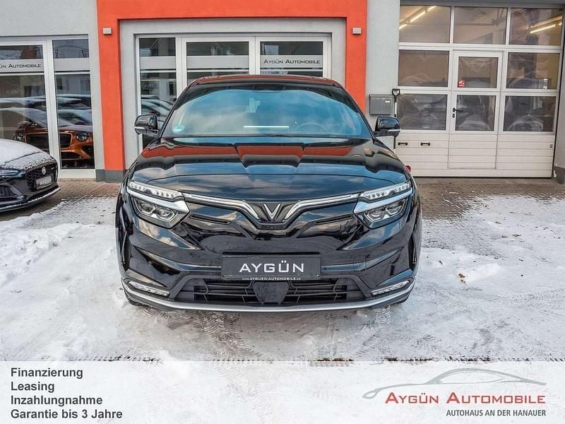 Gebraucht VinFast VF 8 Plus 300 kW (408 PS) 2024 Schwarz SUV