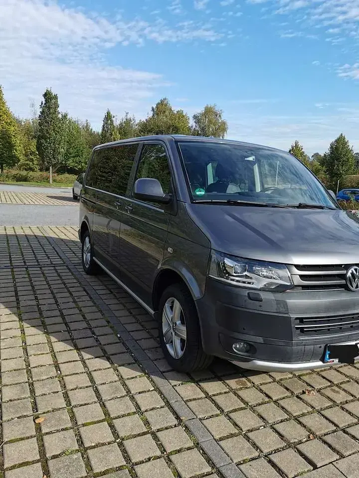 Gebraucht VW Multivan PanAmericana 179 PS (131 kW) 2014 Grau Van / Kleinbus