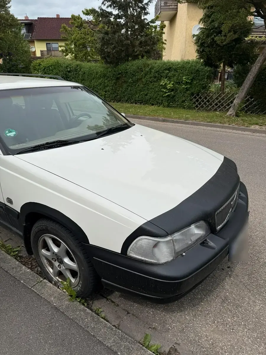 Gebraucht Volvo V70 126 PS (92 kW) 1998 Weiß Kombi