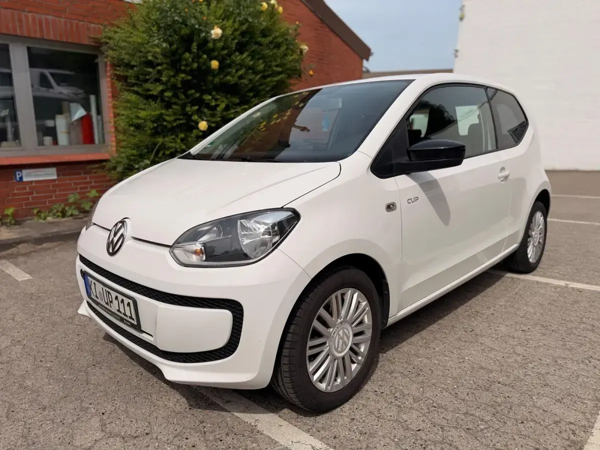 Gebraucht VW up! Cup 68 PS (50 kW) 2014 Weiß Kleinwagen
