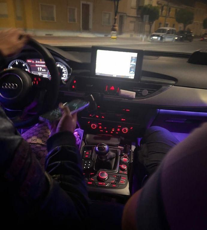 Gebraucht Audi A6 Ambiente 177 PS (130 kW) 2014 Schwarz Kombi