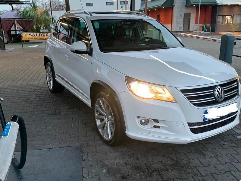 Weiß Gebraucht 2010 VW Tiguan Sportline SUV | 8.700 € (Fairer Preis) - Bild 1/4