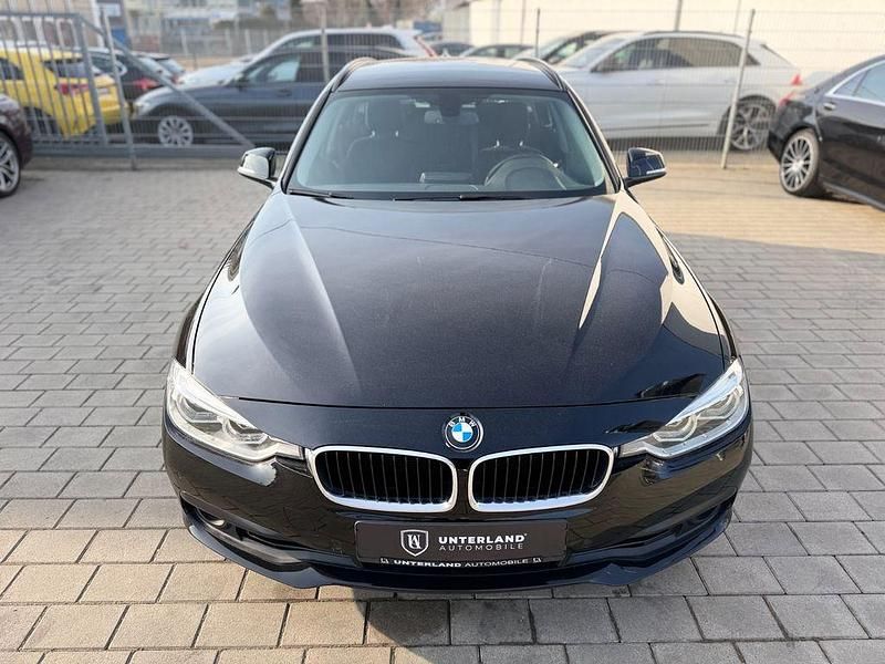 Gebraucht BMW 318 136 PS (100 kW) 2018 Schwarz Limousine