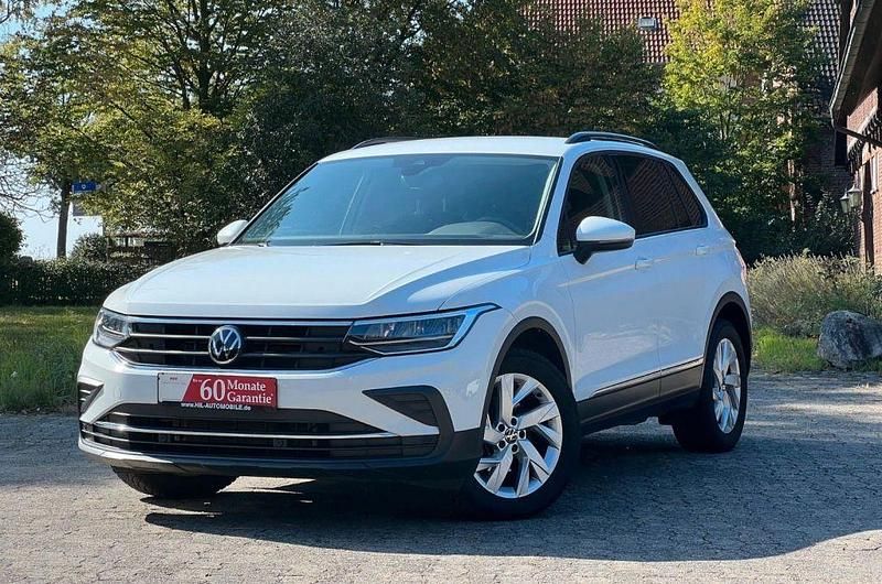 Weiß Gebraucht 2022 VW Tiguan Life SUV | 27.999 € (Guter Preis) - Bild 1/4