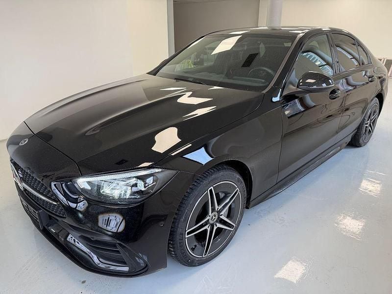 Schwarz Gebraucht 2023 Mercedes C300e AMG Limousine | 39.900 € (Fairer Preis) - Bild 1/4
