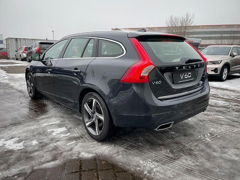 Gebraucht Volvo V60 Summum 286 PS (210 kW) 2015 Grau Kombi